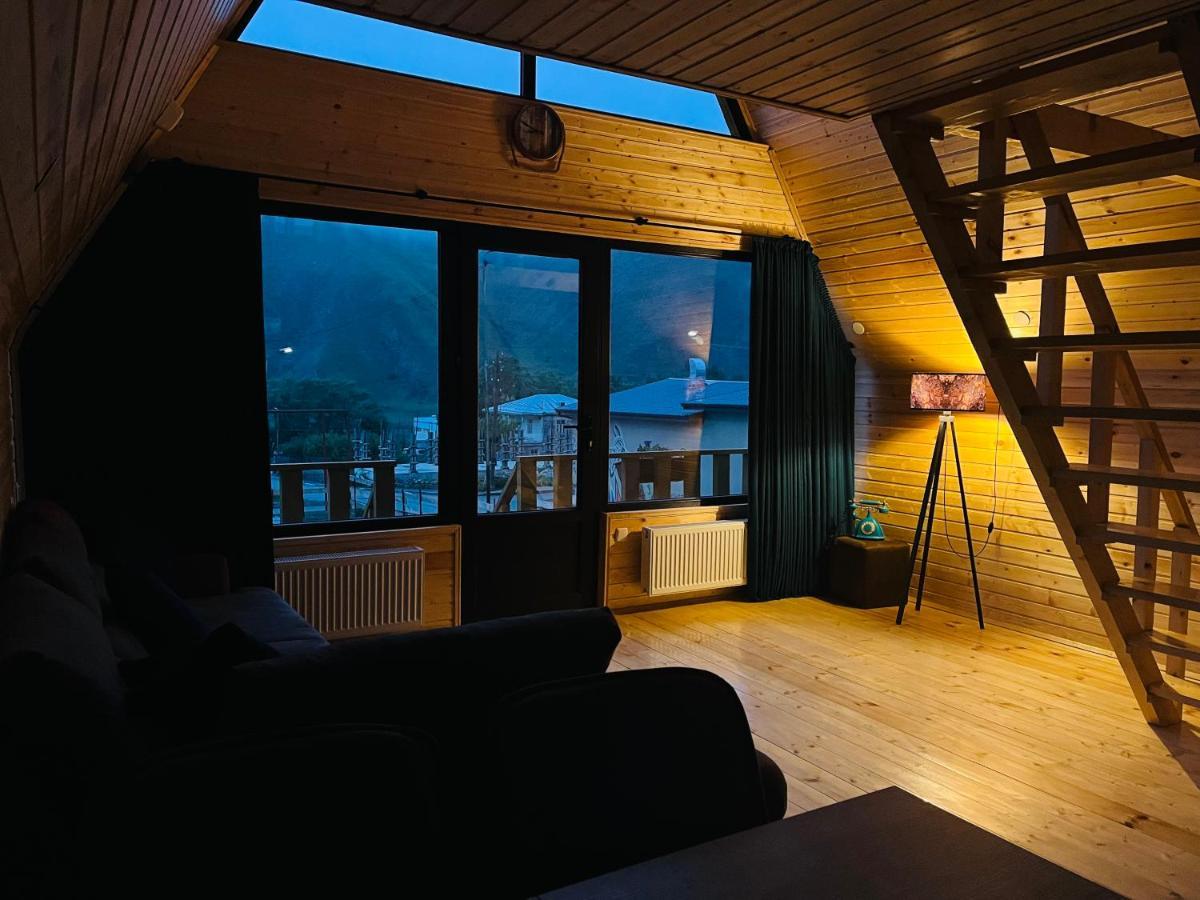Cottage Carpe Diem Stepancminda Exteriér fotografie